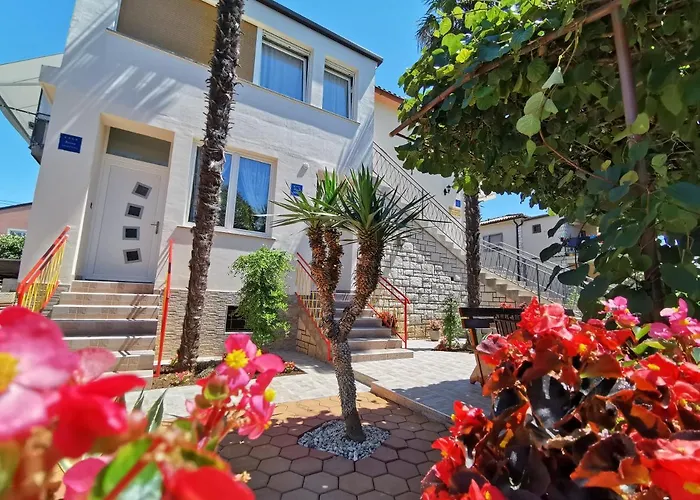 App & Le Palme Apartment *